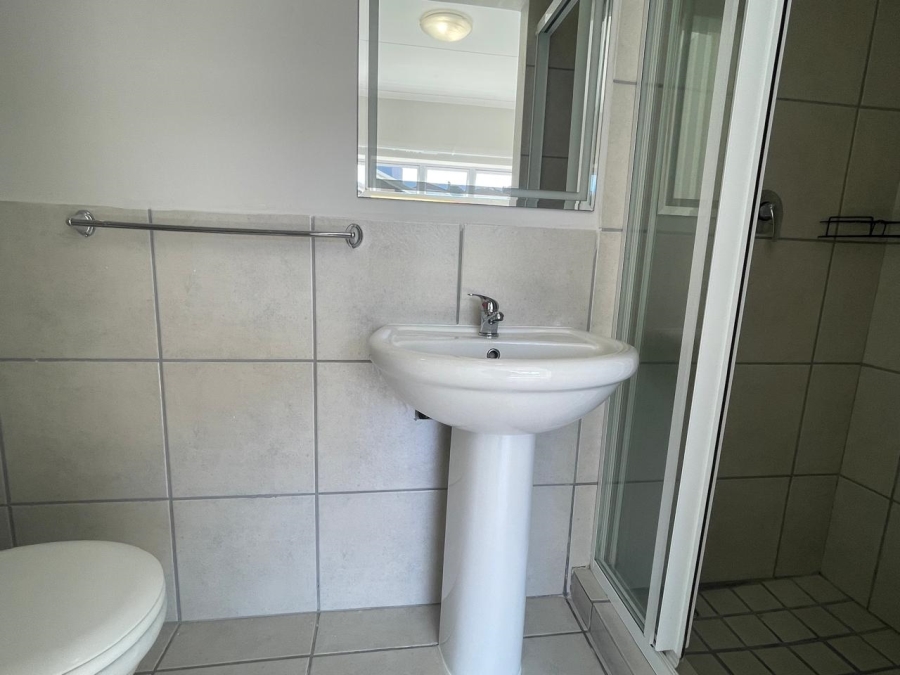 2 Bedroom Property for Sale in Island View Western Cape
